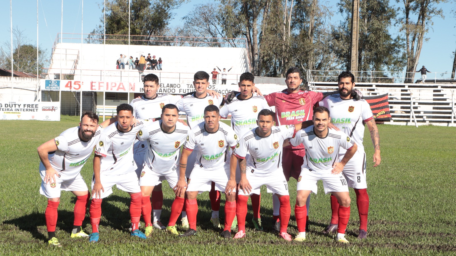 Elenco do Esporte Clube 14 de Julho antes da estreia na 5ª Copa Fronteira contra a LAF